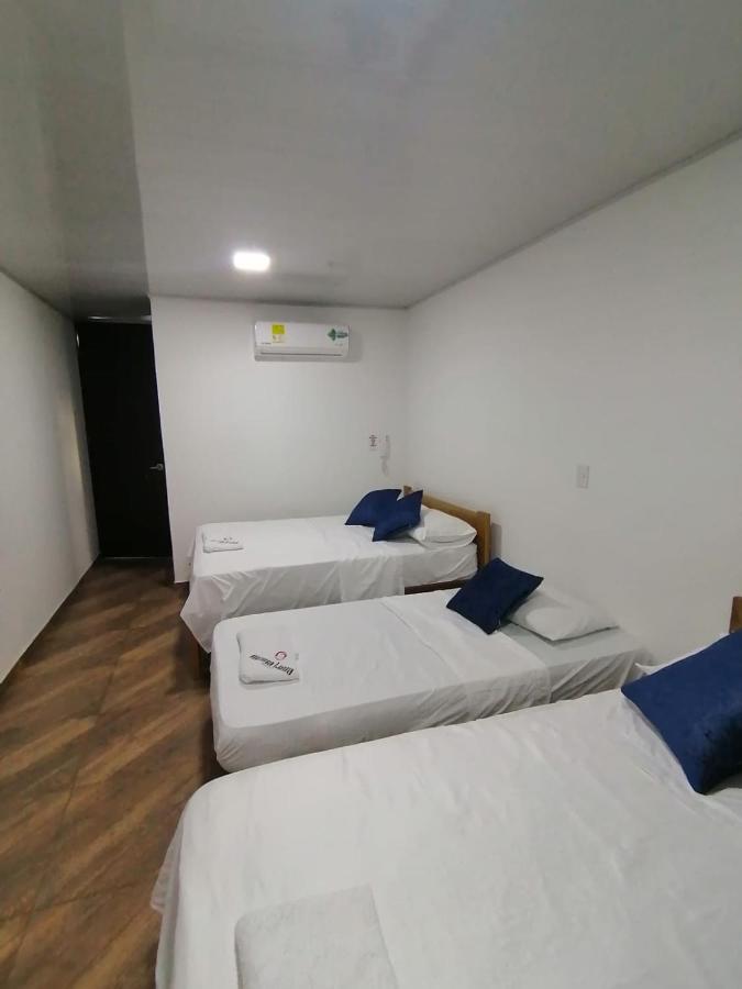 Hotel Media Luna Cúcuta Kültér fotó
